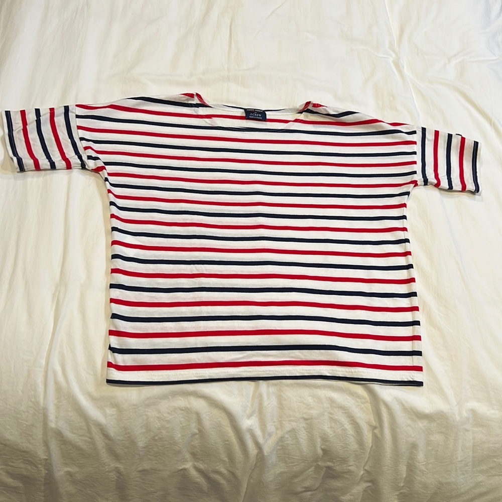Red white and blue t-shirt